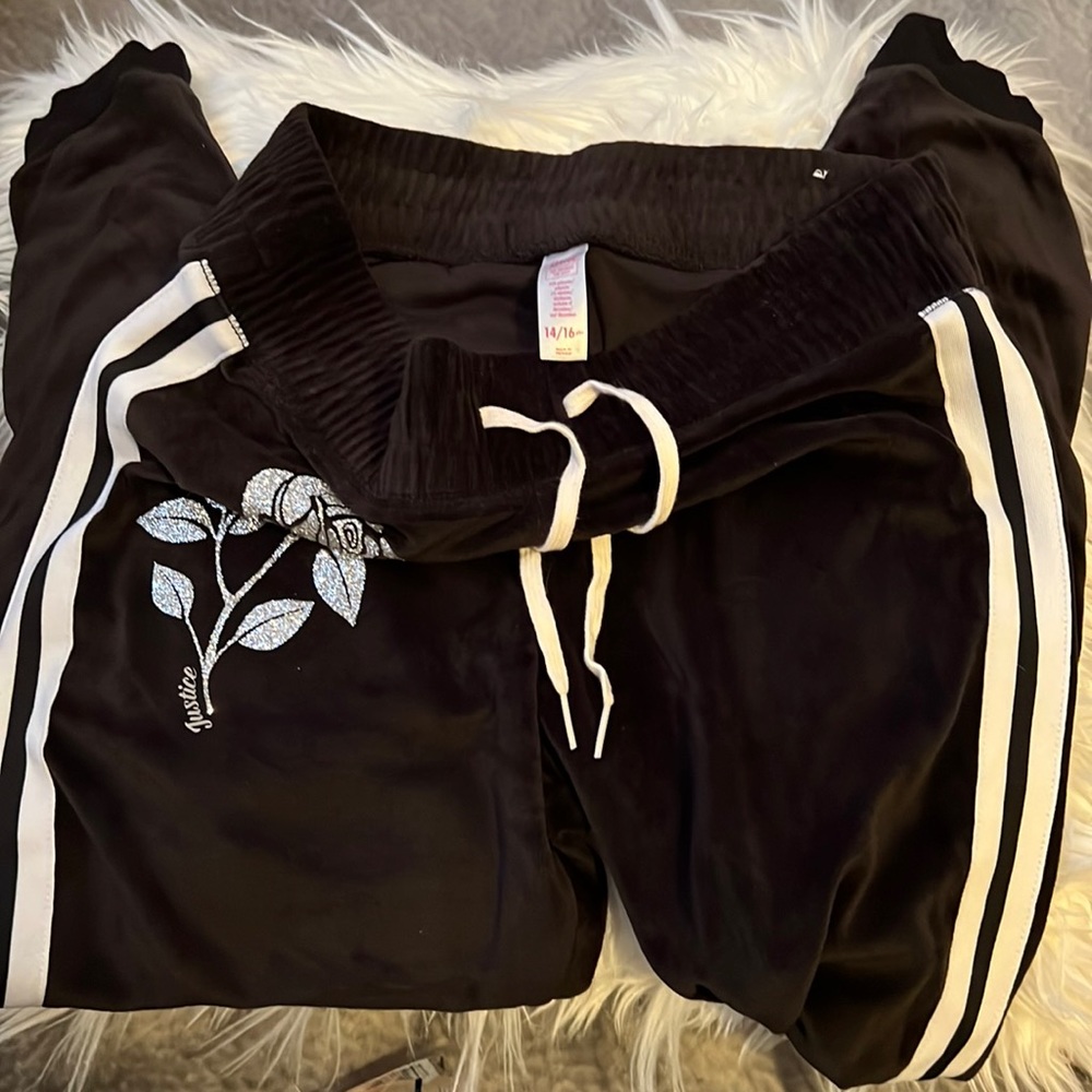 Tween velvet joggers active wear